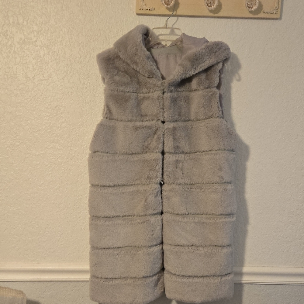 Long Vest Hooded  Gray Faux Fur-OS - Picture 7 of 8